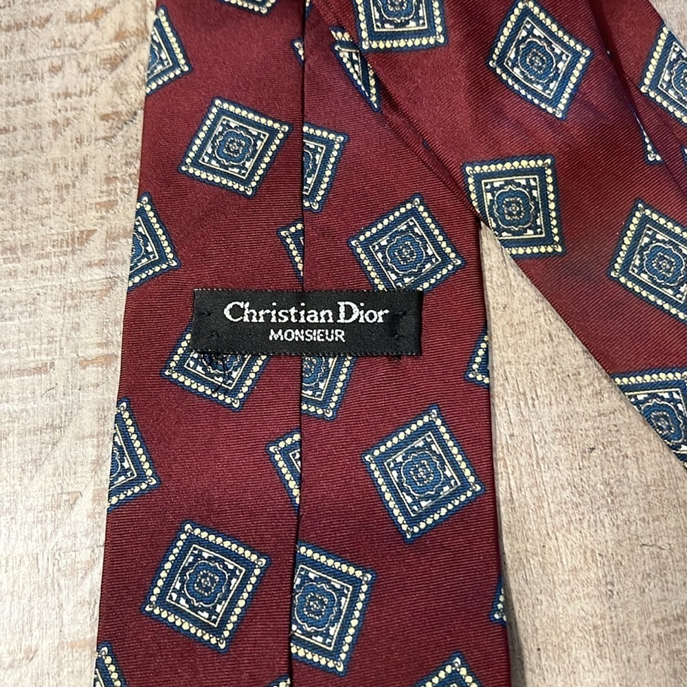 Men’s used Christian Dior tie - Picture 3 of 6